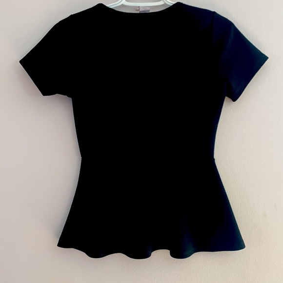 Caution to the wind black peplum top - Picture 2 of 3